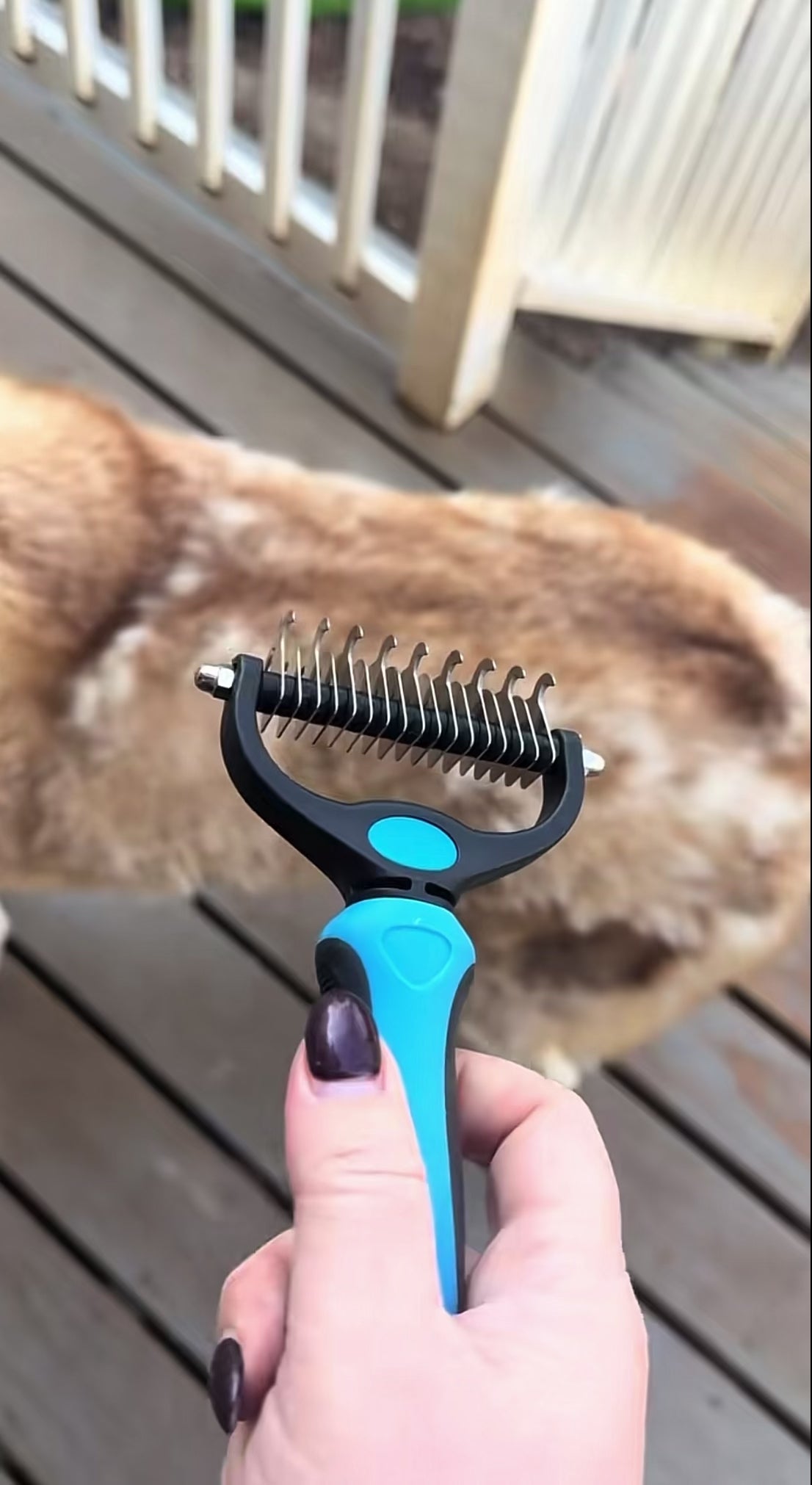 Pet Deshedding Brush